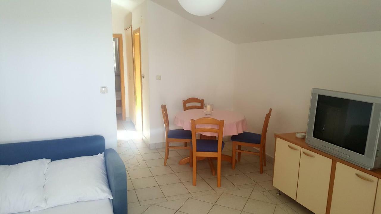 Milka Appartements Stara Novalja Exteriér fotografie
