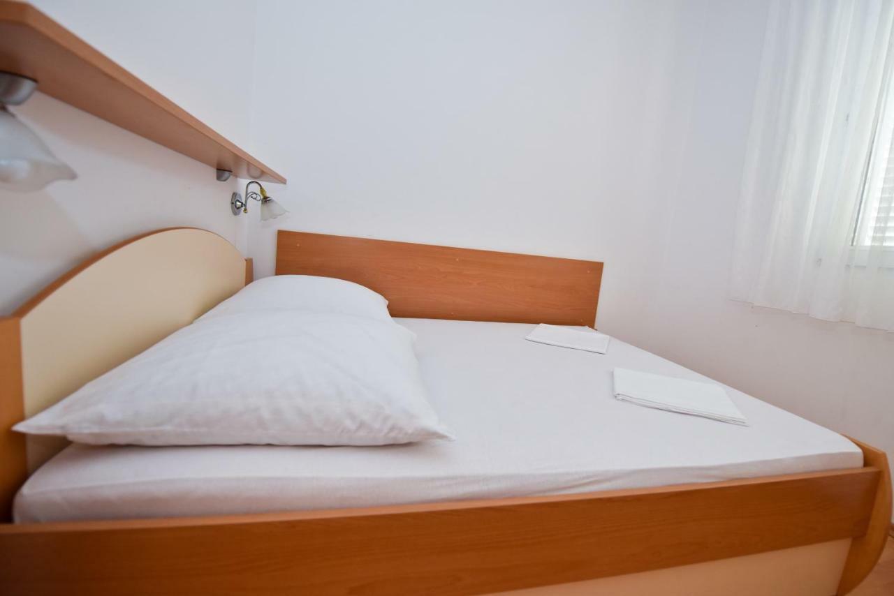 Milka Appartements Stara Novalja Exteriér fotografie