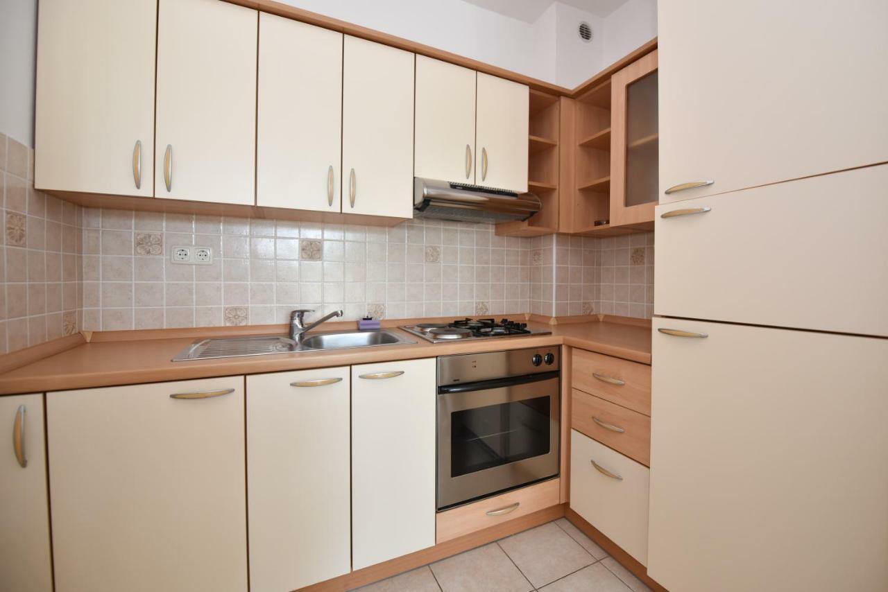 Milka Appartements Stara Novalja Exteriér fotografie